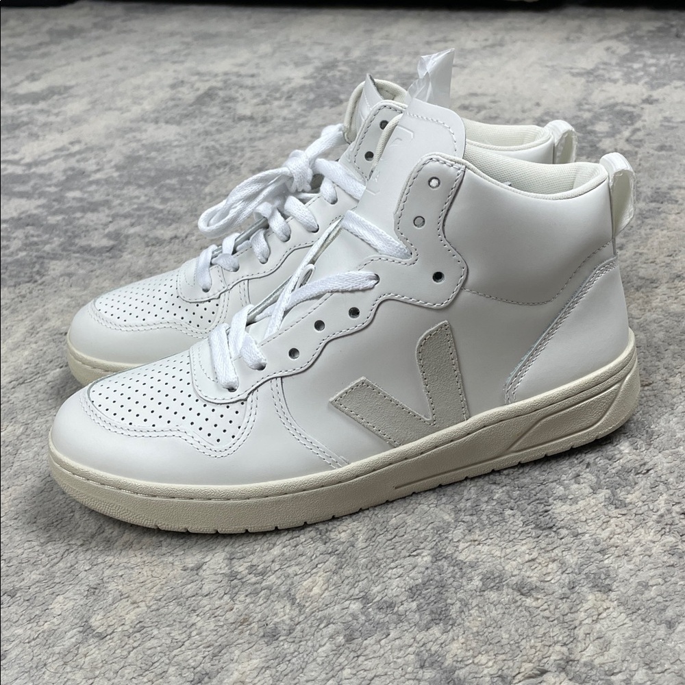 NIB Veja V 15 White Leather High Top Sneakers Womens Sz 8 - Picture 11 of 14